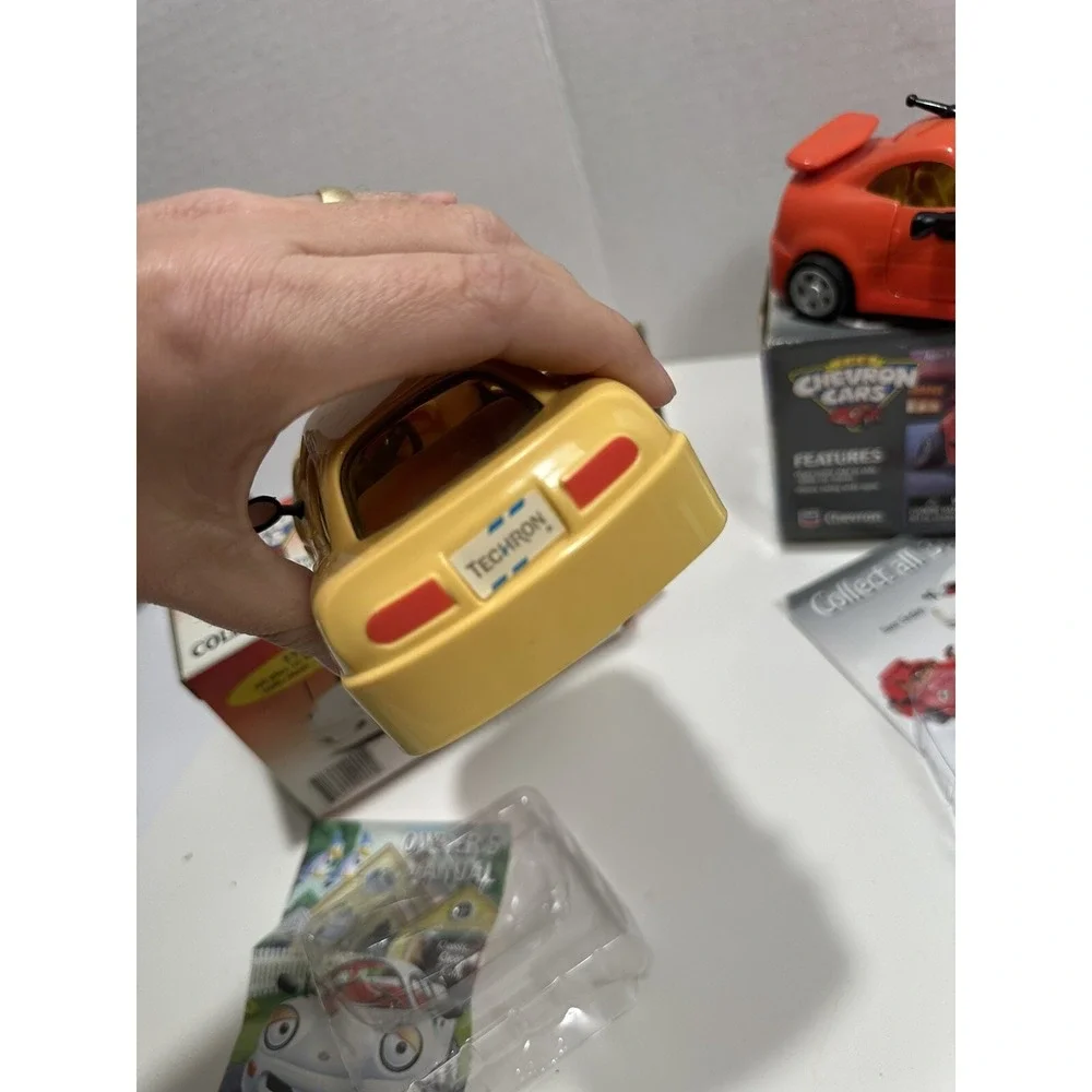 Lot Of 3 The Chevron Cars Red Green Yellow Tony Wendy Sam Sedan Collectable